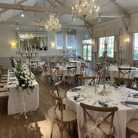 Ravenwood Hall Hotel Bury St. Edmunds Buitenkant foto