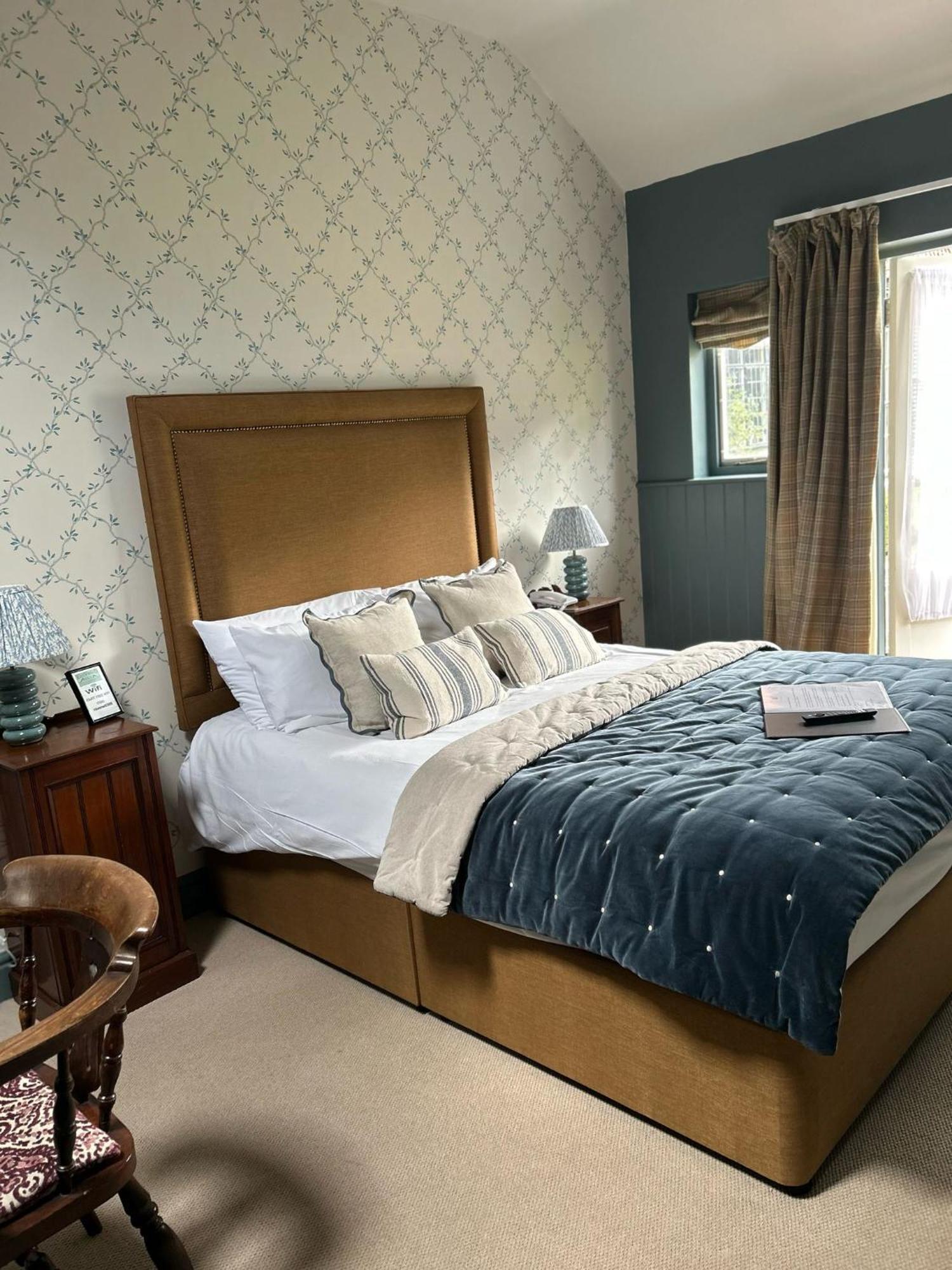 Ravenwood Hall Hotel Bury St. Edmunds Buitenkant foto