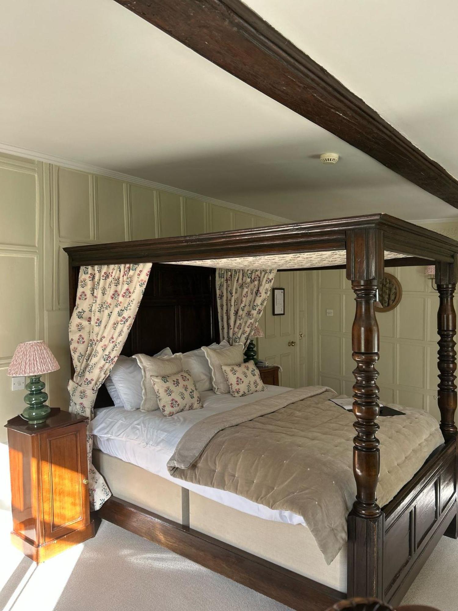 Ravenwood Hall Hotel Bury St. Edmunds Buitenkant foto