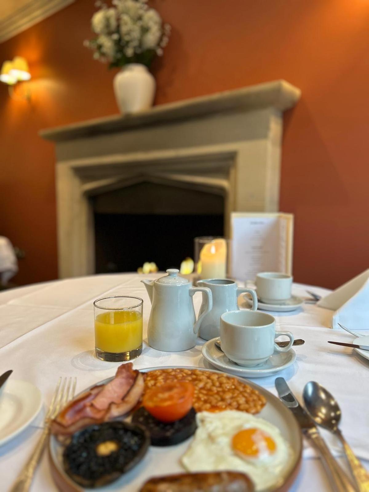 Ravenwood Hall Hotel Bury St. Edmunds Buitenkant foto