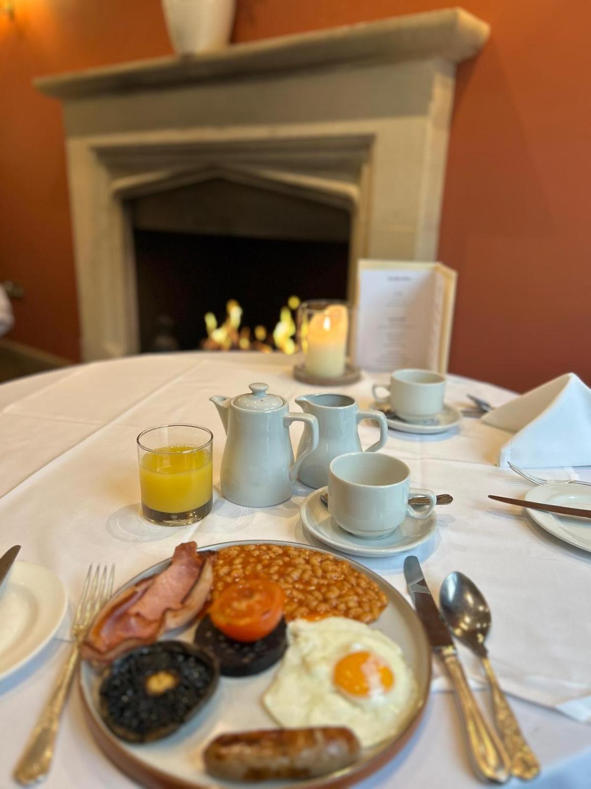 Ravenwood Hall Hotel Bury St. Edmunds Buitenkant foto