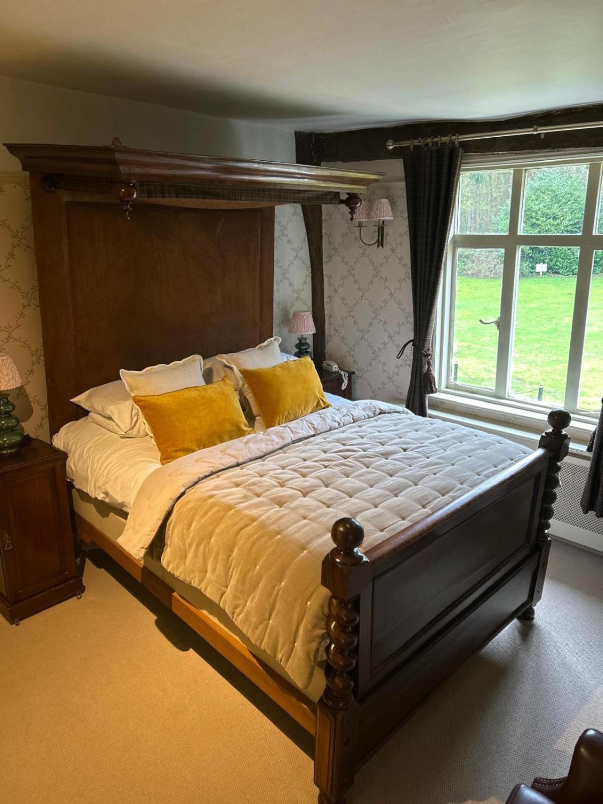 Ravenwood Hall Hotel Bury St. Edmunds Buitenkant foto