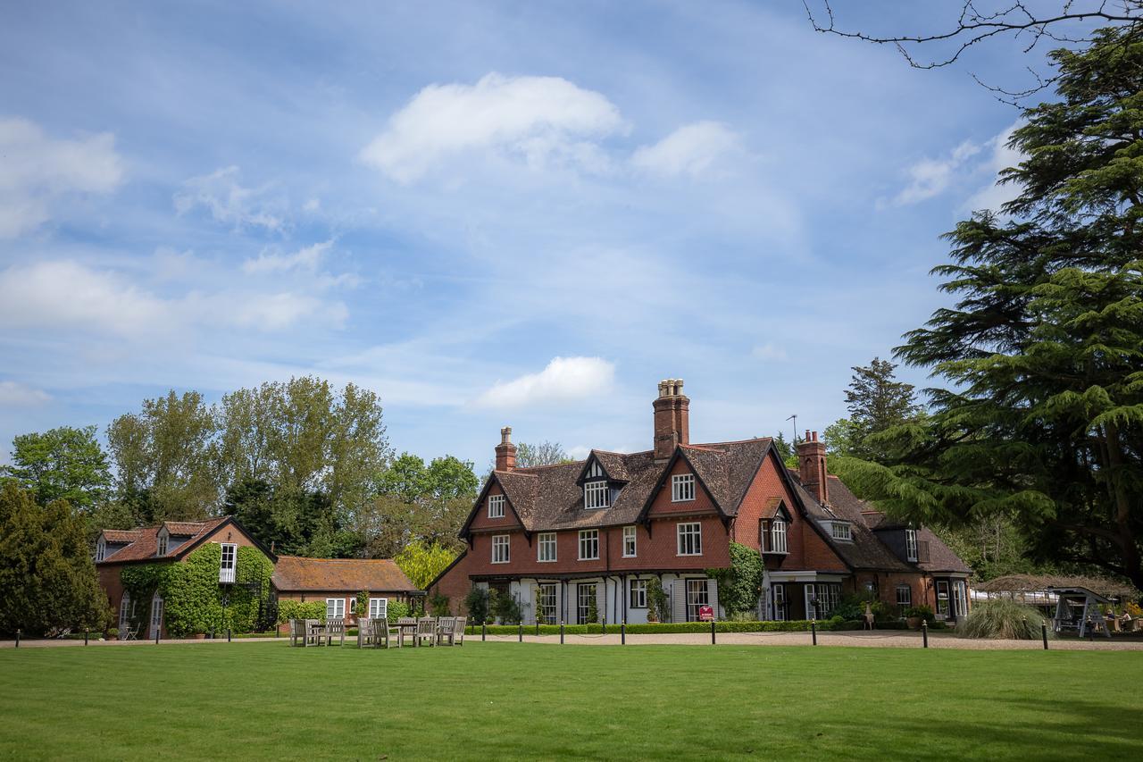Ravenwood Hall Hotel Bury St. Edmunds Buitenkant foto